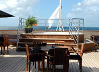 sun&moon bar and caf� © easyGroup