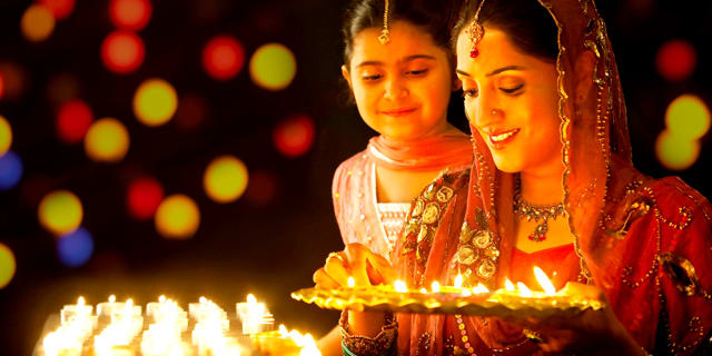 Dazzling Dubai & India with Diwali, Festival of Lights