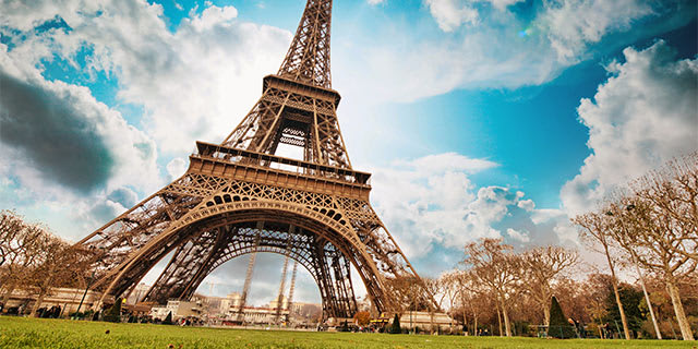 Romantic Seine River Cruise with Paris & Normandy