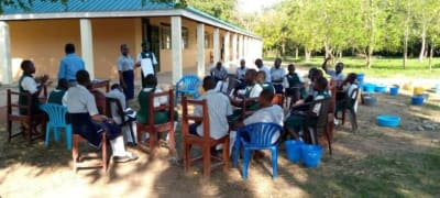 IGBS mentoring - girl students presentation