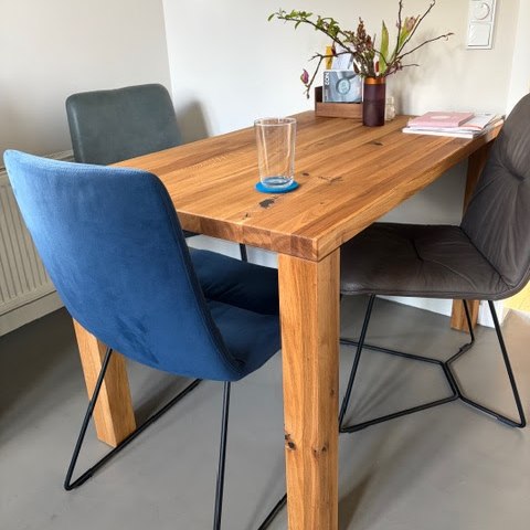 ref-1775554842-et01-esstisch