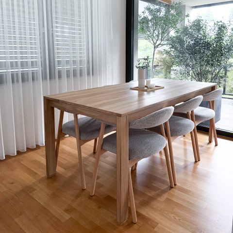 ref-1754559241-et40-esstisch