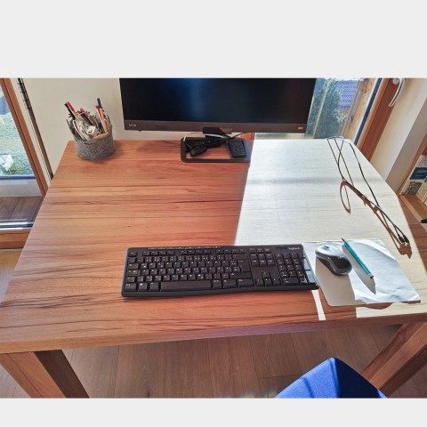 ref-1768216013-et01-esstisch