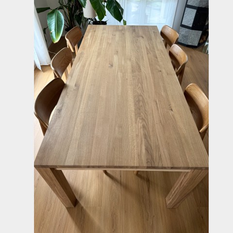 ref-1768215225-et10-esstisch