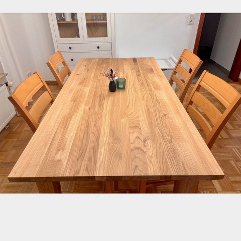 ref-1764586826-et21-esstisch