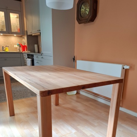 ref-1754634433-et05-esstisch