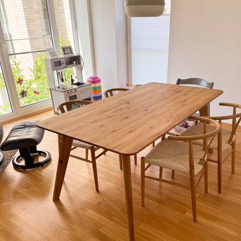 ref-1750751285-et125-esstisch