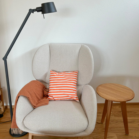 ref-1765185078-ct102-couchtisch