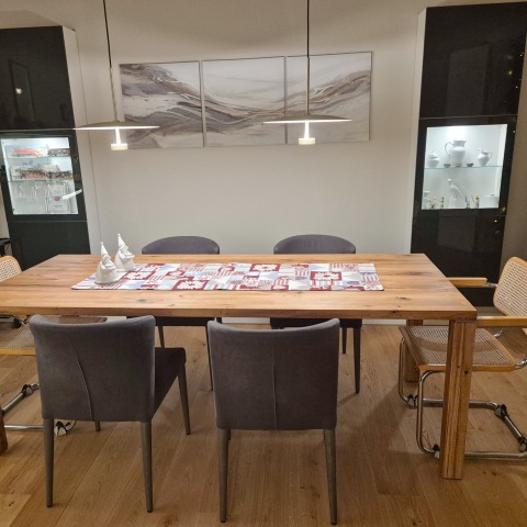 ref-1767619495-et02-esstisch