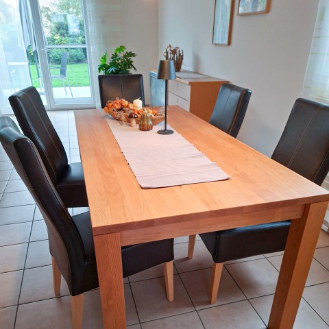 ref-1791365447-et10-esstisch