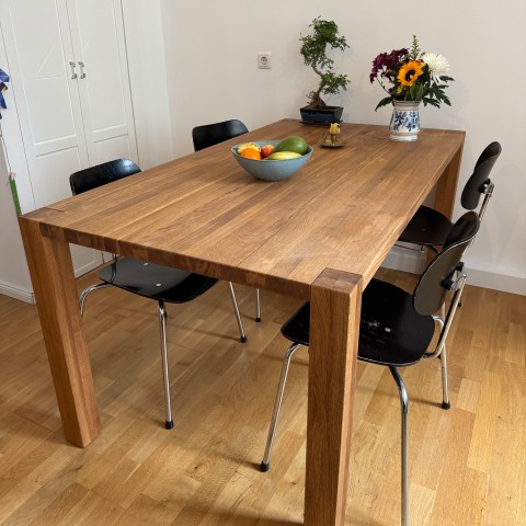 ref-1772445773-et03-esstisch