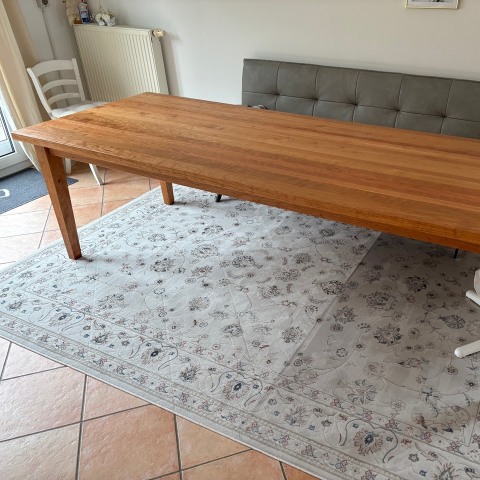 ref-1764585451-et21-esstisch