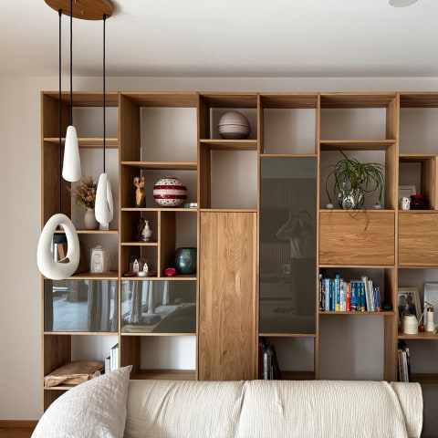 ref-1771234591-r100-regal