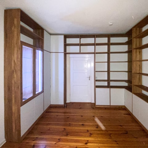 ref-1770646255-r100-regal