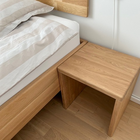ref-1759225520-nt31-nachttisch