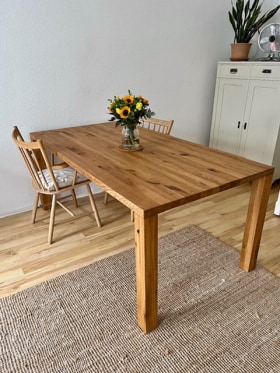 ref-1754561532-et01-esstisch