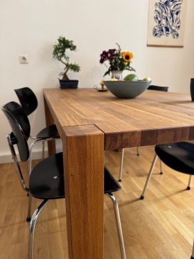 ref-1772445773-et03-esstisch