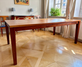 ref-1775122045-et12-ka-ausziehtisch