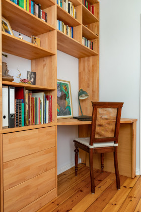 ref-1763022837-r100-regal