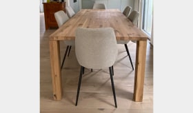 ref-1750060375-et01-esstisch