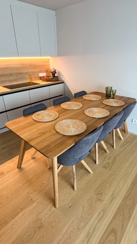 ref-1784799674-et125-esstisch