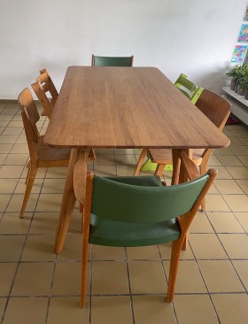 ref-1751277154-et124-esstisch
