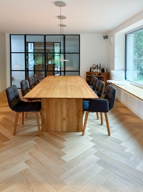 ref-1788252436-et33-esstisch