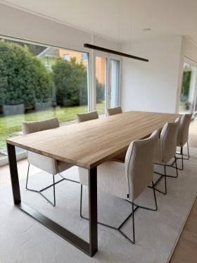 ref-1763991313-et39-esstisch