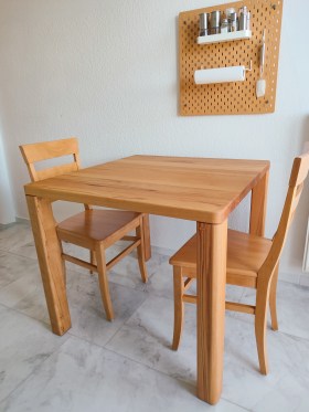 ref-1785752445-et05-esstisch