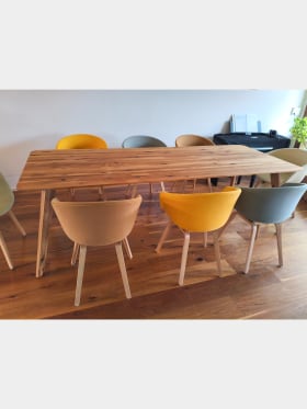 ref-1771841402-et125-esstisch