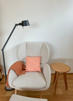 ref-1765185078-ct102-couchtisch