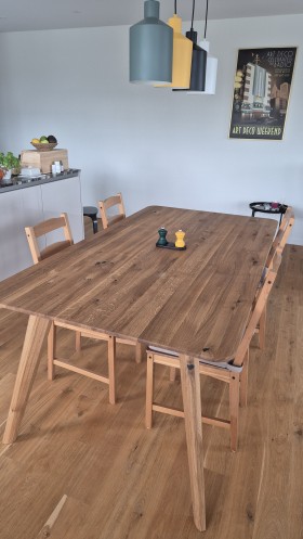 ref-1759222997-et125-esstisch