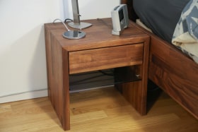 ref-1768215369-nt31-nachttisch