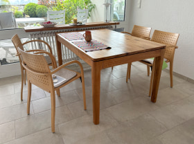 ref-1756113139-et134-esstisch