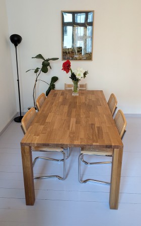 ref-1767619346-et01-esstisch