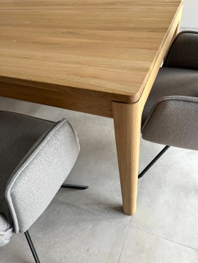 ref-1760954139-et134-ka-ausziehtisch