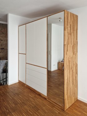 ref-1763991085-r100-regal