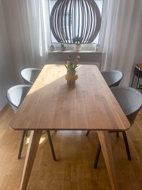 ref-1774271636-et125-esstisch