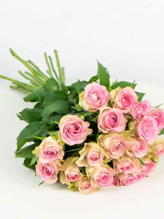 Ramillete de Mini Rosas Rosas