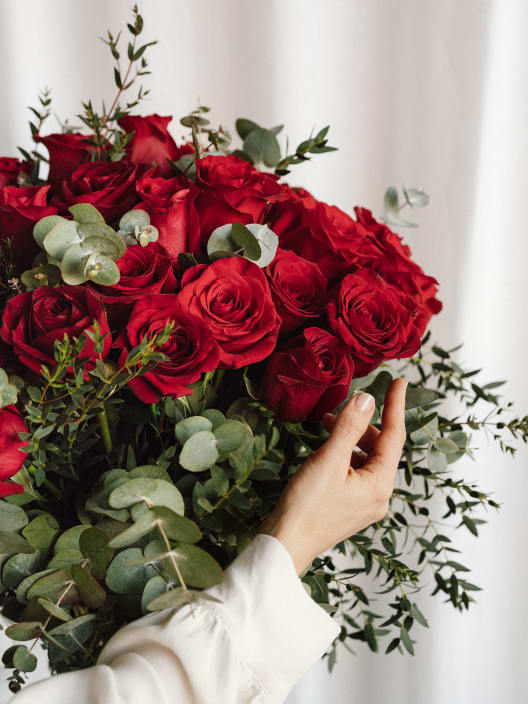 Bouquet Atracción Natural - 50 Rosas rojas