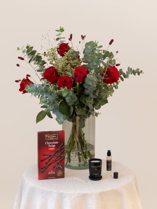 Ramo San Valentín 9 rosas rojas