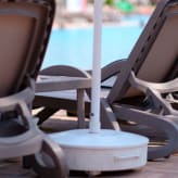 Bases y pies para sombrillas