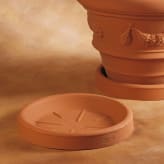 Platos para macetas y jardineras