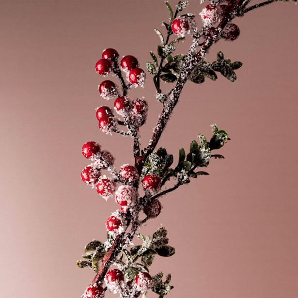 Guirnalda Artificial de Acebo con Bayas Rojas Efecto Nieve