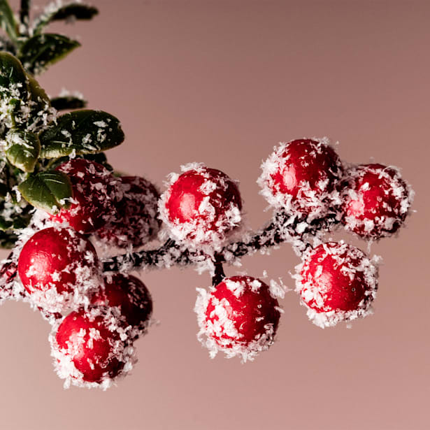 Guirnalda Artificial de Acebo con Bayas Rojas Efecto Nieve