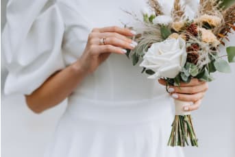 Ramos de novia y complementos con flor seca y estabilizada