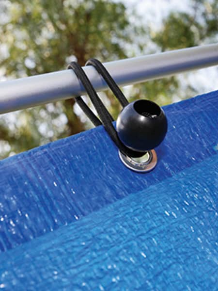 Fijador de plástico para toldos de protección