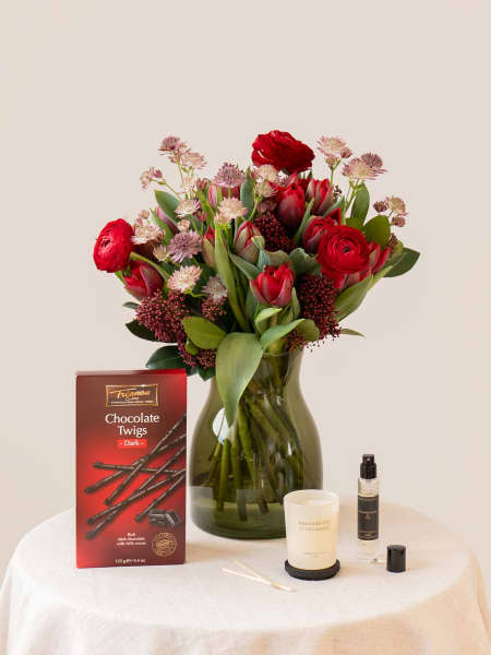 Ramo San Valentín 20 tulipanes con ranúnculos