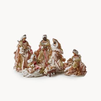 Nacimiento con ropa de tela y Reyes 46 cm para Belén