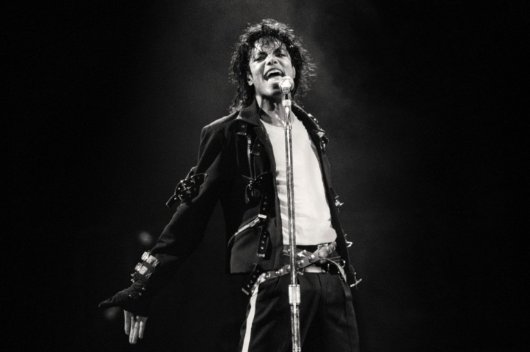 Do You Really Know Your Michael Jackson Lyrics? Take the Quiz Now!